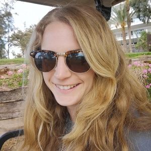 Meet your Posher, Brianna